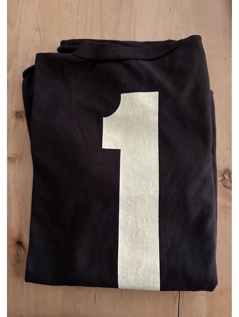 Kanye west vultures one black shirt